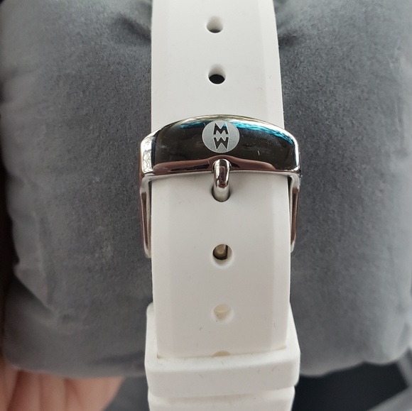 Michelle watch - Picture 2 of 2